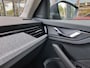 Skoda Kamiq 1.0 TSI Selection | Carplay | Camera | 17inch | 9dkm | Fabr. garantie | Nieuwstaat!