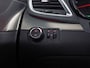 Opel Mokka 1.4 T Cosmo 140Pk Automaat (NAVIGATIE, CLIMATE, GETINT GLAS, SPORTSTOELEN, TREKHAAK, CRUISE, NIEUWSTAAT)