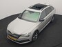 Skoda Superb Combi 1.4 TSI iV Sportline Business PHEV 218pk Dealer O.H. | Trekhaak Af Fabriek | Panodak | 360 Camera | Alcantara Sportstoelen Memory & Verwarmd | Sfeerverlichting | Keyless | Blis | Crystal LED | Navigatie | DAB | Plug In Hybrid |