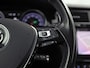 Volkswagen Golf 1.5 TSI Highline R 150Pk Automaat (PANORAMADAK, APPLE CARPLAY, GROOT NAVI, ALCANTARA, STOELVERWARMING, SPORTSTOELEN, PARKEERSENSOREN, ADAPTIVE CRUISE, MASSAGE, NIEUWE APK, NIEUWSTAAT)