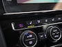 Volkswagen Golf 1.5 TSI Highline R 150Pk Automaat (PANORAMADAK, APPLE CARPLAY, GROOT NAVI, ALCANTARA, STOELVERWARMING, SPORTSTOELEN, PARKEERSENSOREN, ADAPTIVE CRUISE, MASSAGE, NIEUWE APK, NIEUWSTAAT)