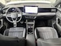 Volkswagen Tiguan 1.5 eHybrid R-Line Edition | IQ.LIGHT | 360 Camera | Navigatie | HUD | Winter Pakket Plus | Park Assist Pro | Digitaal Instrumentenpaneel | Massagestoelen | Trekhaak | Apple CarPlay/Android Auto | 5 Jaar garantie/100.000km* |