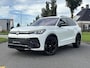 Volkswagen Tiguan 1.5 eHybrid R-Line Edition | IQ.LIGHT | 360 Camera | Navigatie | HUD | Winter Pakket Plus | Park Assist Pro | Digitaal Instrumentenpaneel | Massagestoelen | Trekhaak | Apple CarPlay/Android Auto | 5 Jaar garantie/100.000km* |