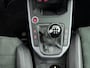 SEAT Arona 1.0 TSI Style Limited Edition | Stoelverwarming | Trekhaak | Adaptive cruise | Dodehoek | Apple Carplay | Navigatie | Camera |