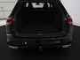 Volkswagen Golf Variant 1.5 eTSI R-Line | Trekhaak | Navigatie | LED | Stoelverwarming |