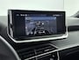Peugeot 2008 SUV 100pk Allure | 360% Camera | Verwarmbare voorstoelen | Carplay | Dodehoekbewaking | Navigatie |