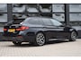 BMW 5-Serie Touring 530e Business Edition Plus SOH 90,3% '22 Laser Light Pano M Pakket Leder Clima Navi Cruise Inruil mogelijk