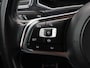 Volkswagen T-Roc 1.5 TSi 150 Pk R-Line | Stoelverwarming | Camera | Trekhaak | Navigatie | Adaptive Cruise | 17 Inch