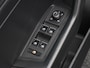 Volkswagen T-Roc 1.5 TSi 150 Pk R-Line | Stoelverwarming | Camera | Trekhaak | Navigatie | Adaptive Cruise | 17 Inch