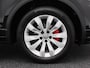 Volkswagen T-Roc 1.5 TSi 150 Pk R-Line | Stoelverwarming | Camera | Trekhaak | Navigatie | Adaptive Cruise | 17 Inch