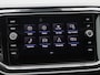 Volkswagen T-Roc 1.5 TSi 150 Pk R-Line | Stoelverwarming | Camera | Trekhaak | Navigatie | Adaptive Cruise | 17 Inch
