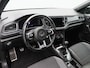 Volkswagen T-Roc 1.5 TSi 150 Pk R-Line | Stoelverwarming | Camera | Trekhaak | Navigatie | Adaptive Cruise | 17 Inch