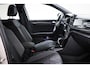 Volkswagen T-Roc 1.5 TSI R-Line Business | BLACK STYLE | ASCOT GREY | IQ LIGHT | STOELVERWARMING | NAVIGATIE | 18"