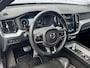 Volvo XC60 2.0 T8 Twin Engine AWD R-Design | Trekhaak | Luchtvering | Adaptieve cruise control | Stoel/stuur verwarming | Elektrische stoelverstelling |