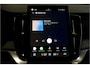 Volvo XC90 2.0 T8 AWD 335kW/456pk Aut8 Recharge Ultra Dark 7P BOWERS&WILKINS + LUCHTVERING + MASSAGE + EL.TREKHAAK + ADAPT.CRUISE + PANORAMADAK + HEAD-UP + STOELVERWARMIN V&A + STUURVERWARMING + LEDEREN DASHBOARD + 360 CAMERA + STOELVENTILATIE + 21" LM-VELGEN!!