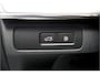 Volvo XC90 2.0 T8 AWD 335kW/456pk Aut8 Recharge Ultra Dark 7P BOWERS&WILKINS + LUCHTVERING + MASSAGE + EL.TREKHAAK + ADAPT.CRUISE + PANORAMADAK + HEAD-UP + STOELVERWARMIN V&A + STUURVERWARMING + LEDEREN DASHBOARD + 360 CAMERA + STOELVENTILATIE + 21" LM-VELGEN!!