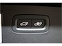 Volvo XC90 2.0 T8 AWD 335kW/456pk Aut8 Recharge Ultra Dark 7P BOWERS&WILKINS + LUCHTVERING + MASSAGE + EL.TREKHAAK + ADAPT.CRUISE + PANORAMADAK + HEAD-UP + STOELVERWARMIN V&A + STUURVERWARMING + LEDEREN DASHBOARD + 360 CAMERA + STOELVENTILATIE + 21" LM-VELGEN!!