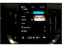 Volvo XC90 2.0 T8 AWD 335kW/456pk Aut8 Recharge Ultra Dark 7P BOWERS&WILKINS + LUCHTVERING + MASSAGE + EL.TREKHAAK + ADAPT.CRUISE + PANORAMADAK + HEAD-UP + STOELVERWARMIN V&A + STUURVERWARMING + LEDEREN DASHBOARD + 360 CAMERA + STOELVENTILATIE + 21" LM-VELGEN!!