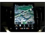 Volvo XC90 2.0 T8 AWD 335kW/456pk Aut8 Recharge Ultra Dark 7P BOWERS&WILKINS + LUCHTVERING + MASSAGE + EL.TREKHAAK + ADAPT.CRUISE + PANORAMADAK + HEAD-UP + STOELVERWARMIN V&A + STUURVERWARMING + LEDEREN DASHBOARD + 360 CAMERA + STOELVENTILATIE + 21" LM-VELGEN!!