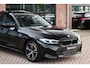 BMW 3-Serie Touring 330e xDrive LCI-2 Pano El-zetels HUD 360-cam Trekhaak