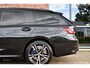 BMW 3-Serie Touring 330e xDrive LCI-2 Pano El-zetels HUD 360-cam Trekhaak