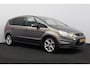 Ford S-Max 1.6 EcoBoost Platinum/ 161pk!/ D-Riem verv: 174.000 KM!/ Trekhaak/ Voorruitverw./ Panorama-Dak/ Half-Leder - Alcantara/ 18'' LMV/ Bi-Xenon/ Audio-Premium/ Elek. Stoel(en) + Memory/ Camera/ Keyless/ Stoelverw.