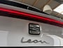 SEAT Leon 1.5 eTSI FR Business Apple CarPlay/Android Auto | Cruise & climate control | LED verlichting | Navigatiesysteem | Rijstrooksensor | Parkeersensoren voor en achter | Trekhaak uitklapbaar