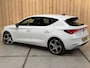SEAT Leon 1.5 eTSI FR Business Apple CarPlay/Android Auto | Cruise & climate control | LED verlichting | Navigatiesysteem | Rijstrooksensor | Parkeersensoren voor en achter | Trekhaak uitklapbaar