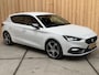 SEAT Leon 1.5 eTSI FR Business Apple CarPlay/Android Auto | Cruise & climate control | LED verlichting | Navigatiesysteem | Rijstrooksensor | Parkeersensoren voor en achter | Trekhaak uitklapbaar