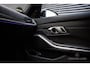 BMW 3-Serie Touring 330e xDrive 292PK|BTW|Head-Up|Sfeer|Rijmodus|Dodehoek Assist|Camera|Carplay|Full Led e.o.