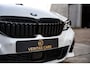 BMW 3-Serie Touring 330e xDrive 292PK|BTW|Head-Up|Sfeer|Rijmodus|Dodehoek Assist|Camera|Carplay|Full Led e.o.