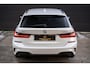 BMW 3-Serie Touring 330e xDrive 292PK|BTW|Head-Up|Sfeer|Rijmodus|Dodehoek Assist|Camera|Carplay|Full Led e.o.
