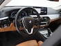 BMW 5-Serie Touring 520e | Leder | HUD | Keyless | 360 | Sfeerlicht | Dodehoek | Stoelverwarming | Carplay