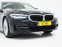 BMW 5-Serie Touring 520e | Leder | HUD | Keyless | 360 | Sfeerlicht | Dodehoek | Stoelverwarming | Carplay