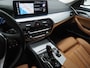 BMW 5-Serie Touring 520e | Leder | HUD | Keyless | 360 | Sfeerlicht | Dodehoek | Stoelverwarming | Carplay
