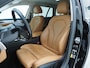 BMW 5-Serie Touring 520e | Leder | HUD | Keyless | 360 | Sfeerlicht | Dodehoek | Stoelverwarming | Carplay