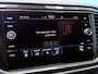 Volkswagen T-Roc 1.5 TSI 150PK! Sport+ TREKH. | CARPLAY | ADAPT.CRUISE | CAM | DIGI.DASHB | PDC | NAV | LED | PDC | LMV'17