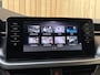 Skoda Kamiq 1.0 TSI Business Edition Apple CarPlay/Android Auto | Cruise & climate control | Getint glas | Half/leer alcantara bekleding | Keyless entry&start | Navigatiesysteem | Panoramadak | Parkeersensoren voor en achter | Zwart optiek