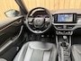 Skoda Kamiq 1.0 TSI Business Edition Apple CarPlay/Android Auto | Cruise & climate control | Getint glas | Half/leer alcantara bekleding | Keyless entry&start | Navigatiesysteem | Panoramadak | Parkeersensoren voor en achter | Zwart optiek