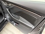 Skoda Kamiq 1.0 TSI Business Edition Apple CarPlay/Android Auto | Cruise & climate control | Getint glas | Half/leer alcantara bekleding | Keyless entry&start | Navigatiesysteem | Panoramadak | Parkeersensoren voor en achter | Zwart optiek
