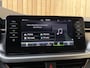Skoda Kamiq 1.0 TSI Business Edition Apple CarPlay/Android Auto | Cruise & climate control | Getint glas | Half/leer alcantara bekleding | Keyless entry&start | Navigatiesysteem | Panoramadak | Parkeersensoren voor en achter | Zwart optiek