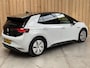 Volkswagen ID.3 Pro Edition 58 kWh SoH 92,93% | Alcantara/leer bekleding | Adaptieve cruise control | Achteruitrijcamera | Climate control | LED koplampen | Navigatiesysteem | Voorstoelen en stuurverwarming | Parkeersensoren voor en achter