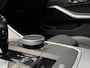 BMW 3-Serie 330i Sport Line Schuifdak Headup Live Cockpit