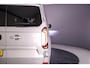 Volkswagen Transporter 2.5 233pk eHybrid L2 Bulli Dubbele Cabine | Sportstoelen leder-suede | 20" | Trekhaak wegklapbaar | Verlaagd | > DEMO VOORDEEL; beschikbaar per 26-12-206 <