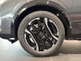 Peugeot e-5008 GT Avantage 73 kWh 7p Van € 54.812,- voor € 49.878,-!! | Alle opties l Climate Control | Elek. Verstelbare Stoelen + Geheugen & Massage | Elek. Schuif / Kantel Dak | Elek. Kofferklep | Full Map Navigatie | Apple Carplay / Android Auto | 360 Camera | Parkeersensoren | Bekleding Half Leder / Alcantara | Direct uit Voorraad Leverbaar!