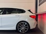 BMW 1-Serie 118i M-Pakket High Executive Cruise Control, Apple Carplay, Sfeerverlichting, Stuurverwarming, Virtual Cockpit, Airco
