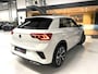 Volkswagen T-Roc 1.5 TSI R-Line/ Cam/ Keyless/ Pano/ 19''LMV/ IQ LED/ Trekhaak
