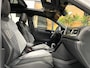 Volkswagen T-Roc 1.5 TSI R-Line/ Cam/ Keyless/ Pano/ 19''LMV/ IQ LED/ Trekhaak