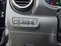 Hyundai Kona Electric EV COMFORT 64 kWh | PDC | 3 FASE | WARMTEPOMP | CAMERA | CLIMA | CRUISE ADAPT. | NAVI | PRIVACY GLASS | DAKRAILING | APPLE CAR PLAY & ADROID AUTO | LAGE KMSTAND! |