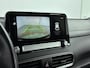 Hyundai Kona Electric EV COMFORT 64 kWh | PDC | 3 FASE | WARMTEPOMP | CAMERA | CLIMA | CRUISE ADAPT. | NAVI | PRIVACY GLASS | DAKRAILING | APPLE CAR PLAY & ADROID AUTO | LAGE KMSTAND! |